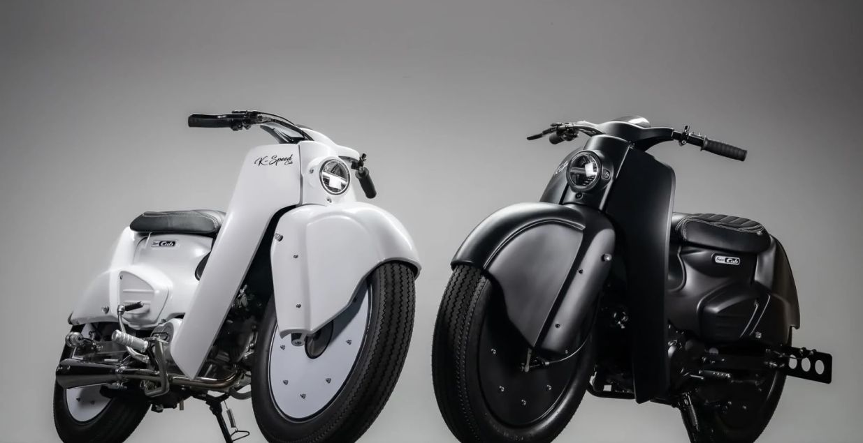 K-Speed preradio Honda Super Cub motocikl u Art Deco stilu