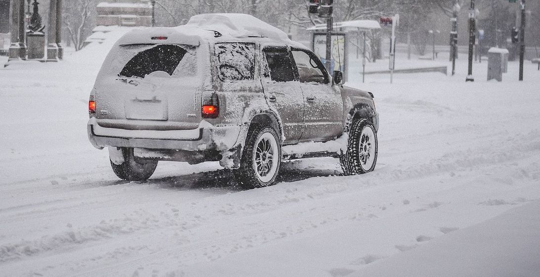 Kazne za neočišćen snijeg na vozilima u saobraćaju u Kantonu Sarajevo