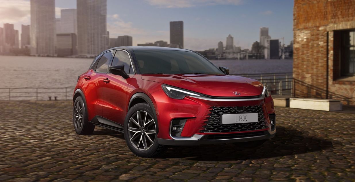 Novi Lexus LBX: Najmanji i najjeftiniji, ali još uvijek pravi Lexus!