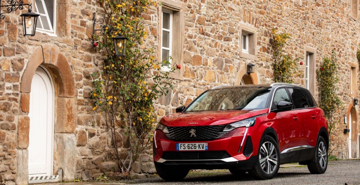 Nova generacija Peugeota 5008 dolazi 2024.