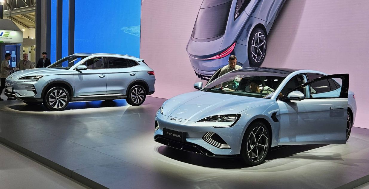 Kineski BYD u zadnjem kvartalu 2023. pretekao Teslu po prodaji električnih vozila
