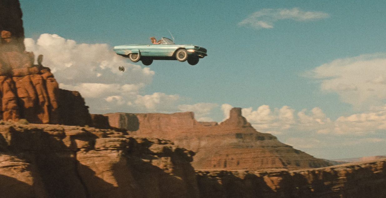 Poznati automobili: Ford Thunderbird iznad Velikog kanjona