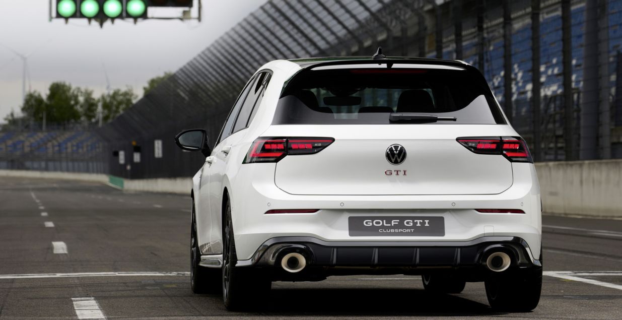 Ovo je novi VW Golf GTI Clubsport, razvija 300 KS i postiže skoro 270 km/h