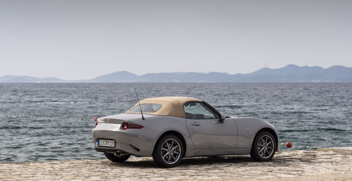 Mazda MX-5: Proslava 35 godina užitka u vožnji