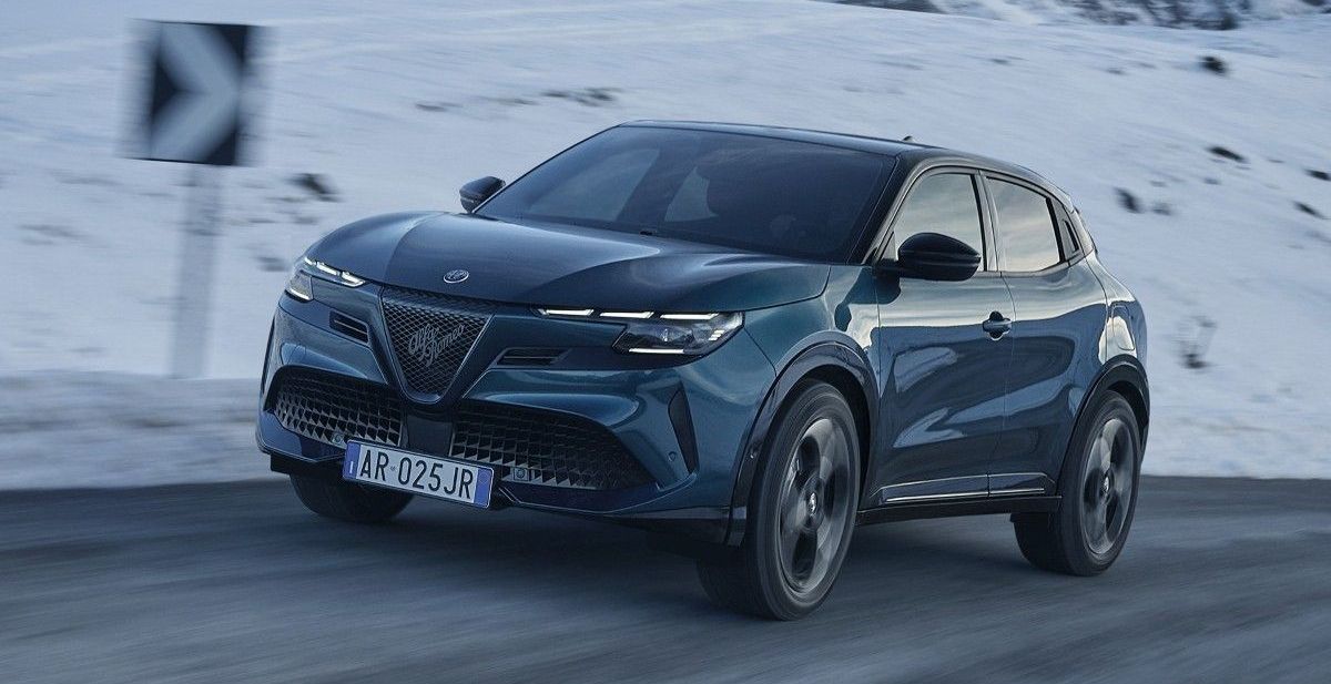 Alfa Romeo Junior Ibrida Q4 je uzdanica italijanske marke ove godine