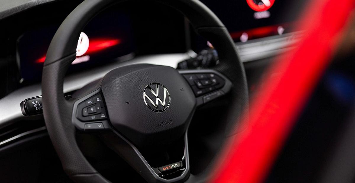 Novi Volkswagen Golf GTI Edition 50: Najsnažniji GTI sa 325 rasnih “konja”