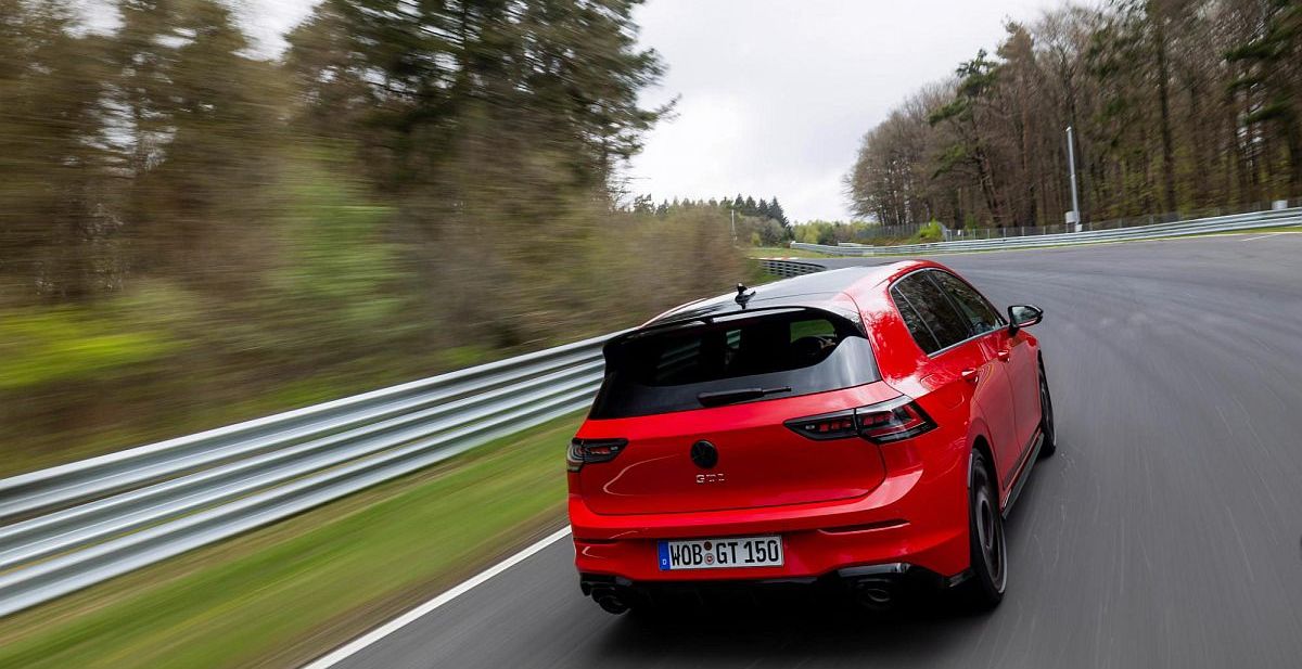 Novi Volkswagen Golf GTI Edition 50: Najsnažniji GTI sa 325 rasnih “konja”