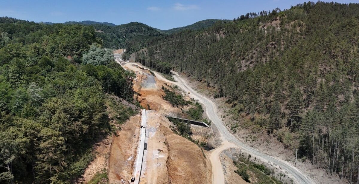 Dionica Vranduk – Ponirak bi u prometu mogla biti do kraja juna 2026.