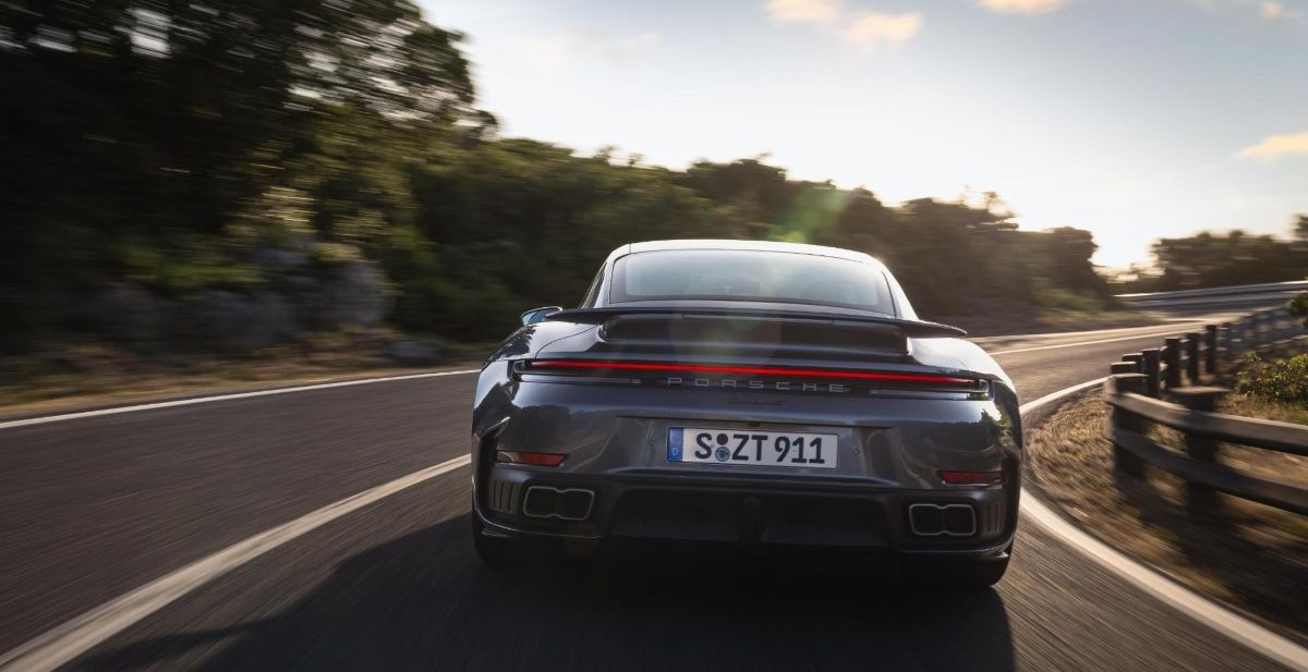 Porsche 911 Turbo S redizajn: Najsnažnija serijska 911-a razvija čak 711 KS