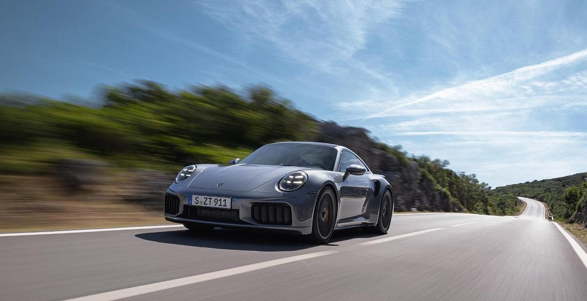 Porsche 911 Turbo S redizajn: Najsnažnija serijska 911-a razvija čak 711 KS
