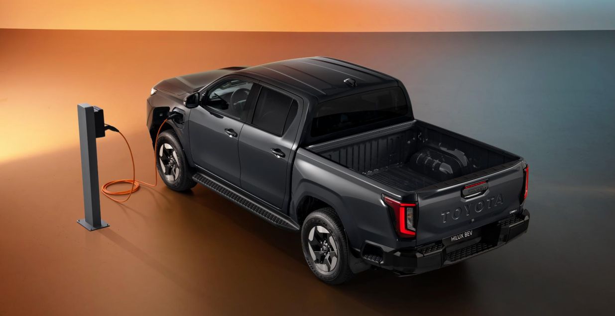 Nova generacija Toyote Hilux: Po prvi put u ponudi je i potpuno električna verzija