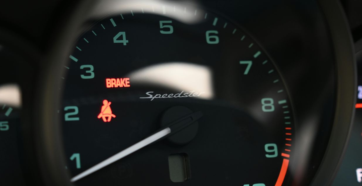 Znate li šta znače svjetlosni simboli na kontrolnoj tabli?