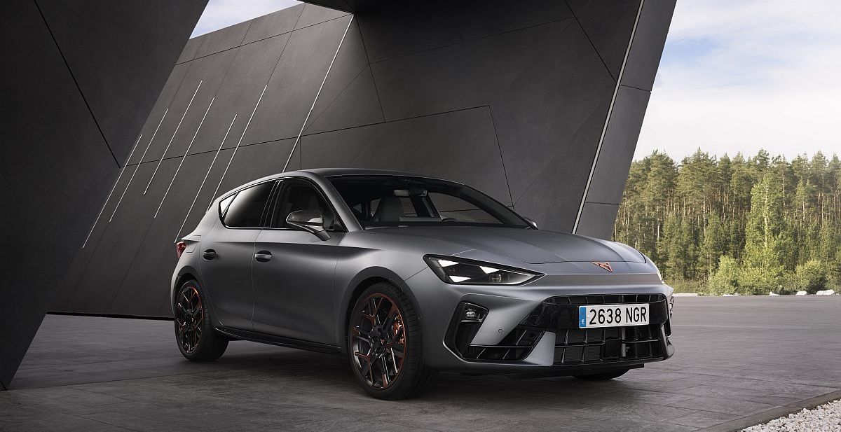 Novi Cupra Leon VZ stiže sa 325 KS i postavkama kojima izaziva Volkswagen Golf GTI