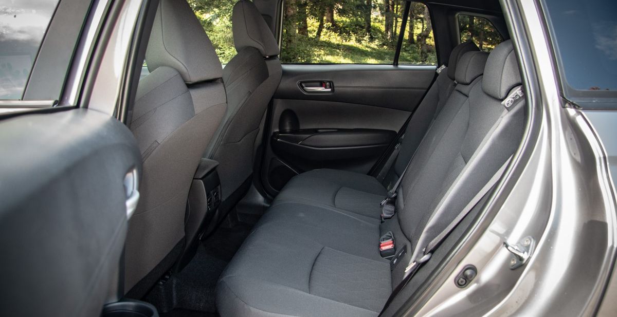 Toyota Corolla Cross: Redizajn joj dobro stoji, a provjereni hibrid daje snagu