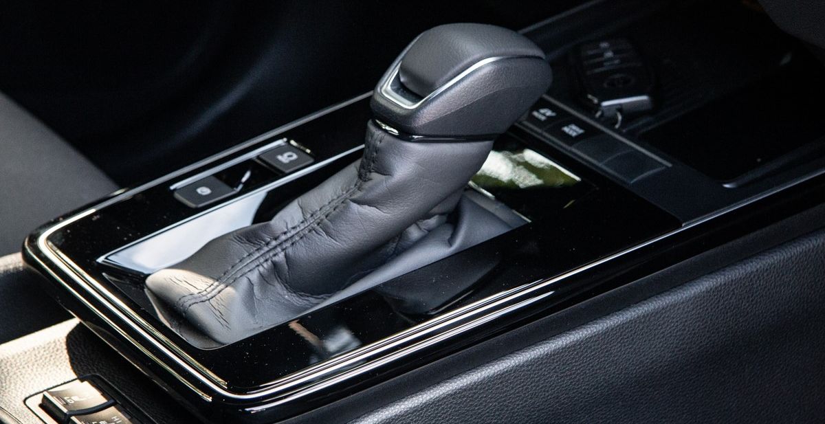 Toyota Corolla Cross: Redizajn joj dobro stoji, a provjereni hibrid daje snagu