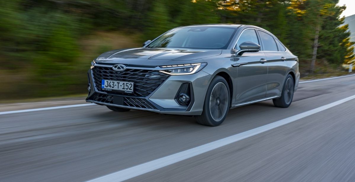 U BiH premijerno predstavljeni Chery Arrizo 8 i redizajnirani Chery Tiggo 4 Hybrid