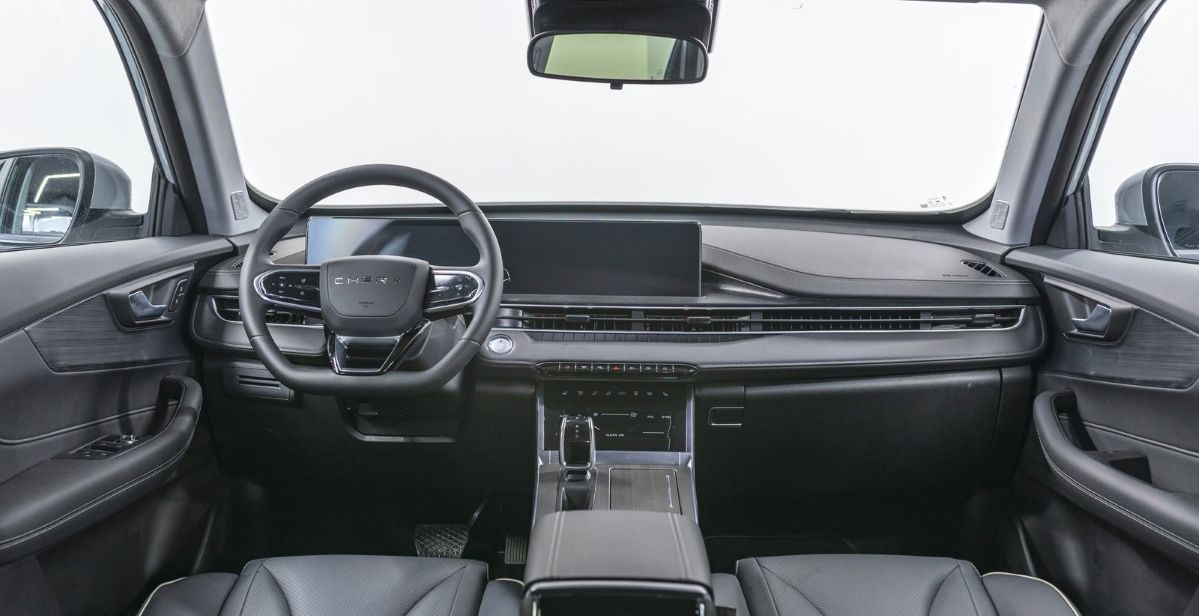 U BiH premijerno predstavljeni Chery Arrizo 8 i redizajnirani Chery Tiggo 4 Hybrid