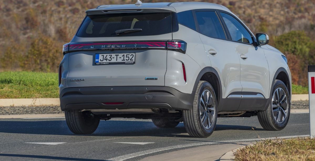 U BiH premijerno predstavljeni Chery Arrizo 8 i redizajnirani Chery Tiggo 4 Hybrid