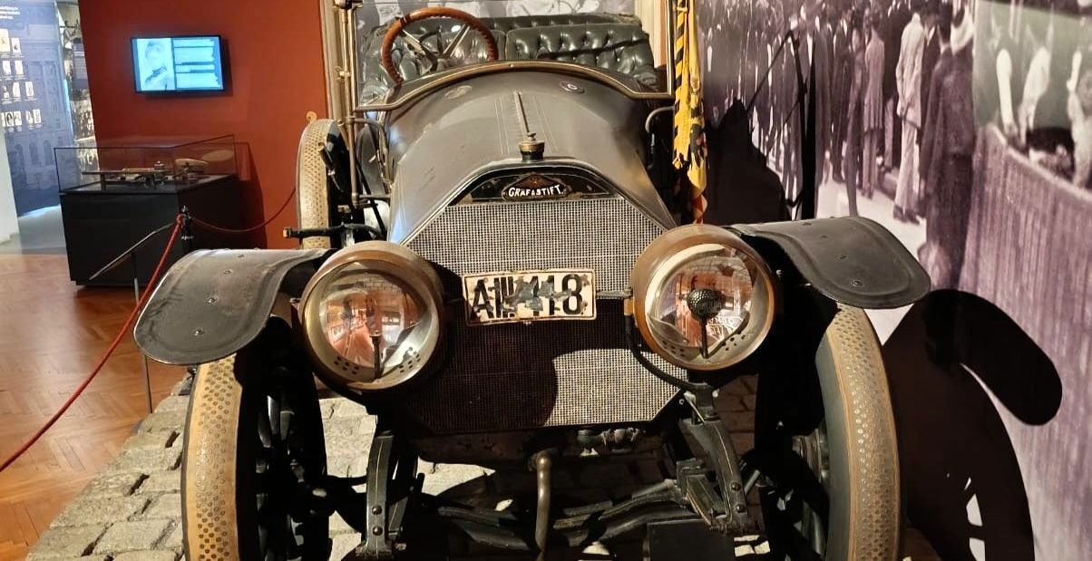 Ferdinadov Phaeton: Volan sudbine dobrog vojaka Lojke