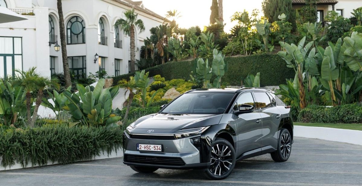 Ažuriran Toyotin “električar”: Šta je sve novo na redizajniranom bZ4X?