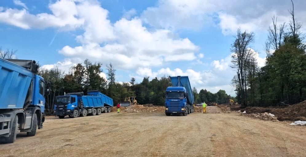 Spora gradnja brzih cesta