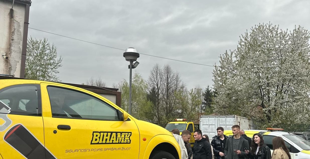 BIHAMK nastavlja edukaciju mladih, u posjeti učenici Srednje tehničke škole Bugojno