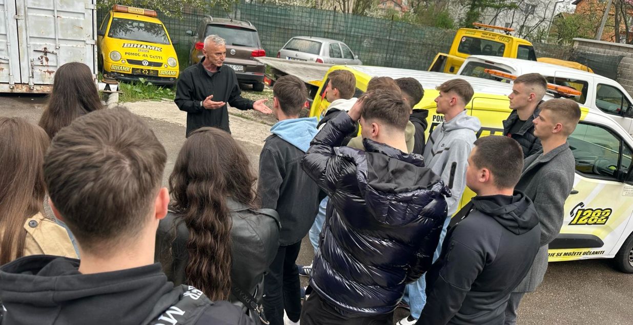 BIHAMK nastavlja edukaciju mladih, u posjeti učenici Srednje tehničke škole Bugojno