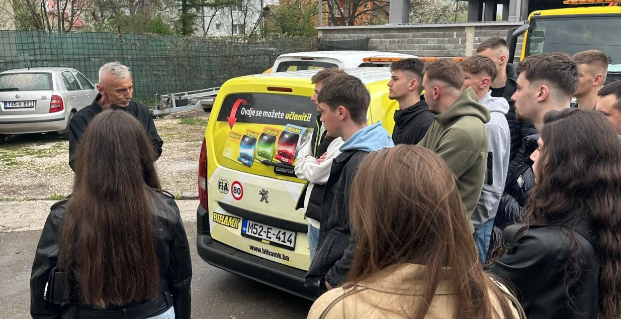BIHAMK nastavlja edukaciju mladih, u posjeti učenici Srednje tehničke škole Bugojno