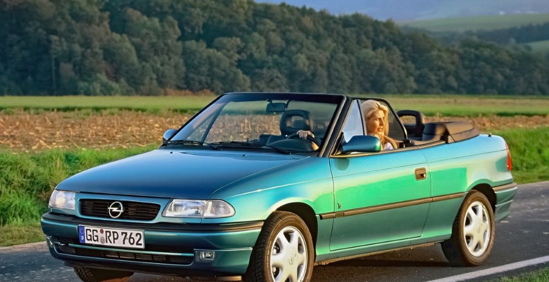 Opel obilježava 35 godina od predstavljanja prve generacije Astre