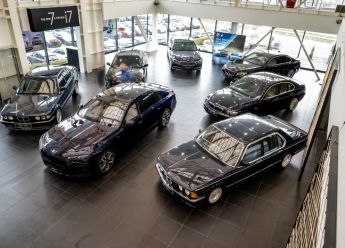 Svih sedam generacija BMW-a serije 7 na jednom mjestu