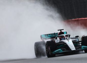 F1  - Na razmatranju blatobrani za kišu