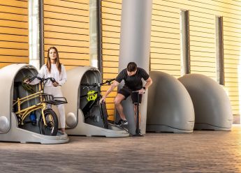 Elegantna kapsula kao garaža za bicikl