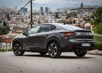 Na bh. tržište stigao Citroenov fastback C4 X