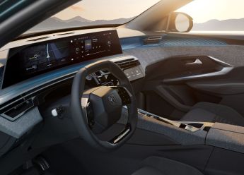 Novi Peugeotov i-Cockpit biće panoramski