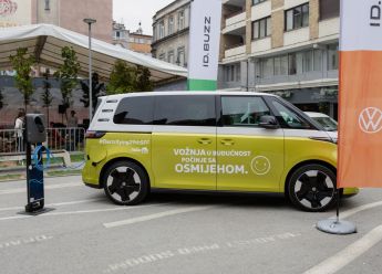 Porsche BH i SFF: Panel diskusija o električnim automobilima