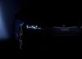 Uskoro nam stiže redizajnirana Škoda Octavia: Česi objavili najavni video