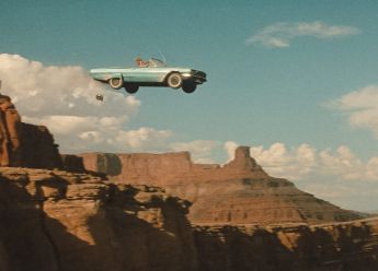 Poznati automobili: Ford Thunderbird iznad Velikog kanjona