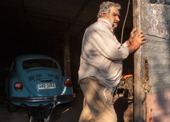 Bogati Mujica i siromašni funkcioneri