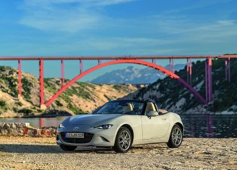 Mazda MX-5: Proslava 35 godina užitka u vožnji