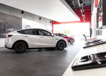 Prodaja Tesle pala prvi put u 10 godina