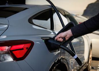 Prodaja elektrifikovanih automobila porasla za 25% globalno