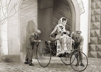 Žene za volanom: Put ka ravnopravnosti na četiri točka