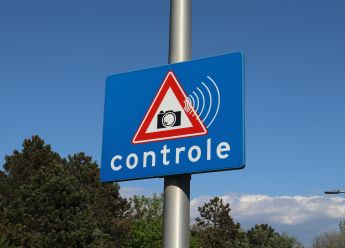 Morate li biti upozoreni na kameru za mjerenje brzine?