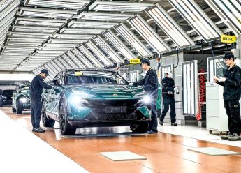 Desetine kineskih auto brendova moglo bi bankrotirati ove godine