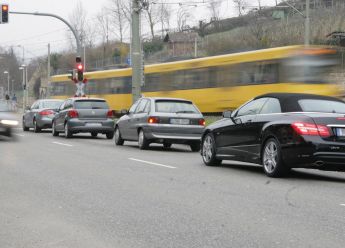 Istraživanje pokazalo: Većina Nijemaca smatra automobile nezamjenjivim