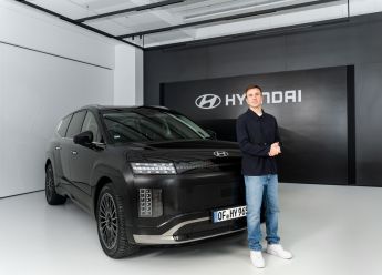 Skoro smo ga zaboravili: Mario Götze vozi Hyundai Ioniq 9