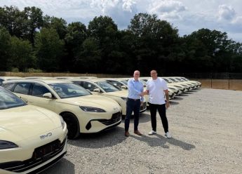 Kineski BYD sve više preuzima njemački taksi, Mercedes priznaje grešku